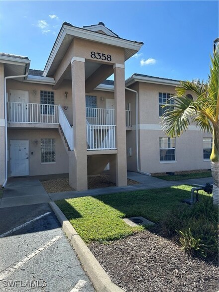 8358 Bernwood Cove Loop Unit 706, Fort Myers, FL 33966