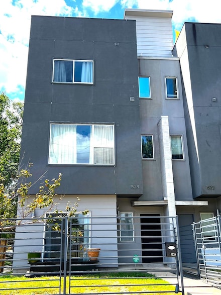 1524 Blodgett St, Houston, TX 77004