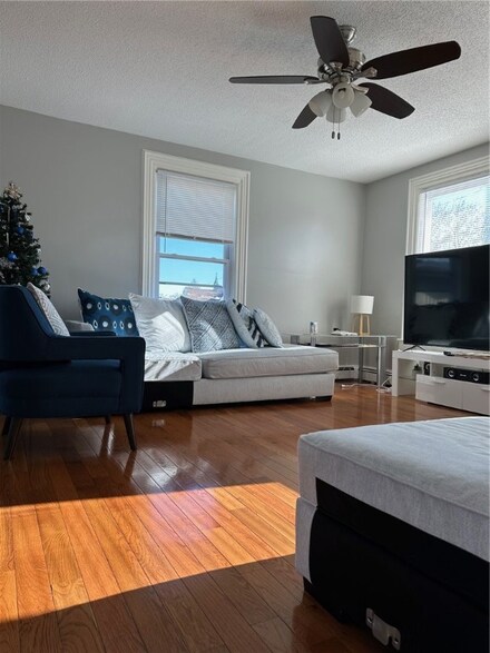 69 Cross St, Central Falls, RI 02863