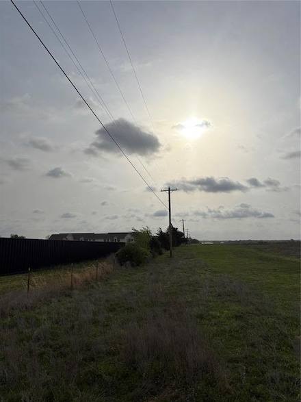 432 S 3rd St, McLoud, OK 74851
