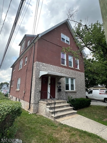 2001 Bedle Place, Linden, NJ 07036