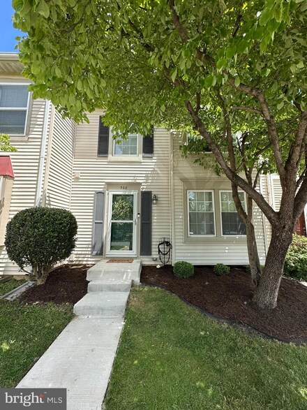 308 Curry Ford Ln, Gaithersburg, MD 20878