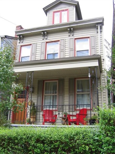 512 Armandale St, Pittsburgh, PA 15212