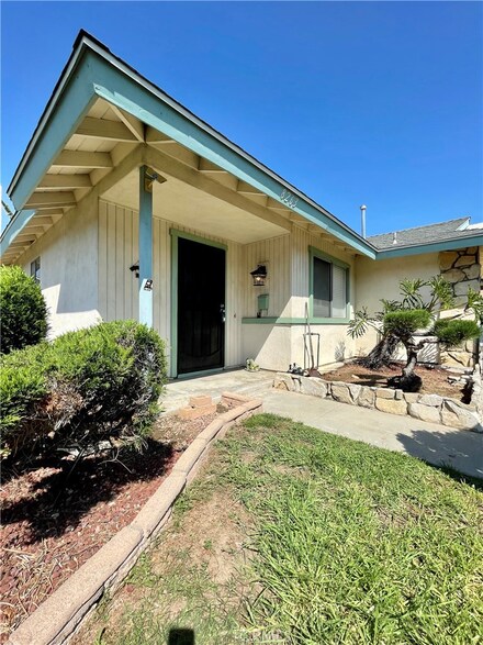 8263 Crain Dr, Rosemead, CA 91770