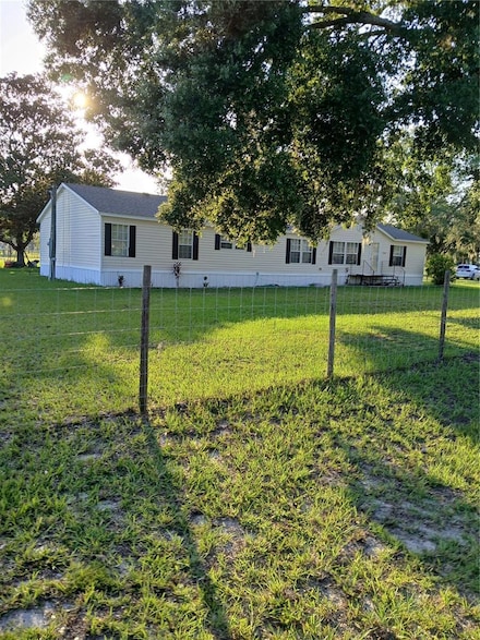 9364 Cr 735, Webster, FL 33597