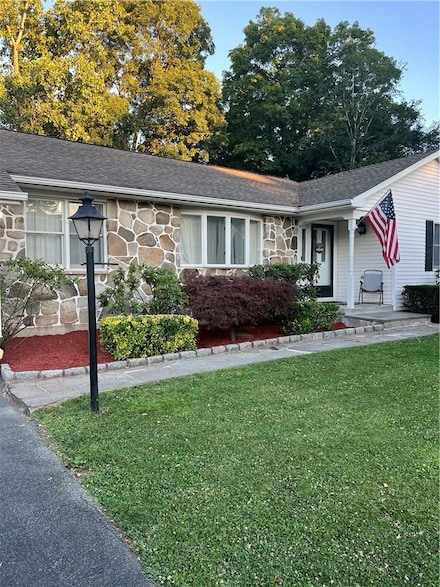 6 Barclay Rd, New Windsor, NY 12553
