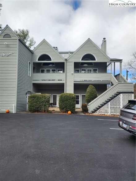 1304 Main St Unit 6, Blowing Rock, NC 28605