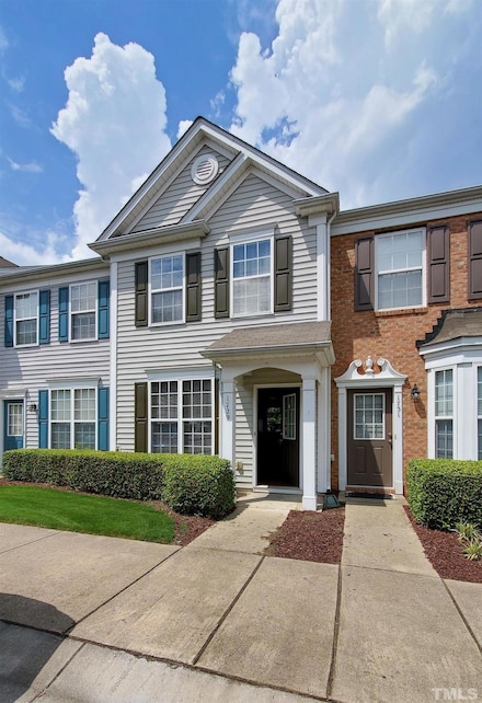 1729 Grace Brook Rd, Raleigh, NC 27609