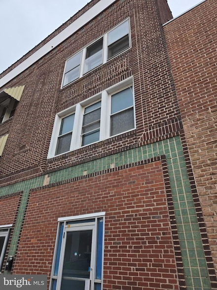 727 E Market St, York, PA 17403