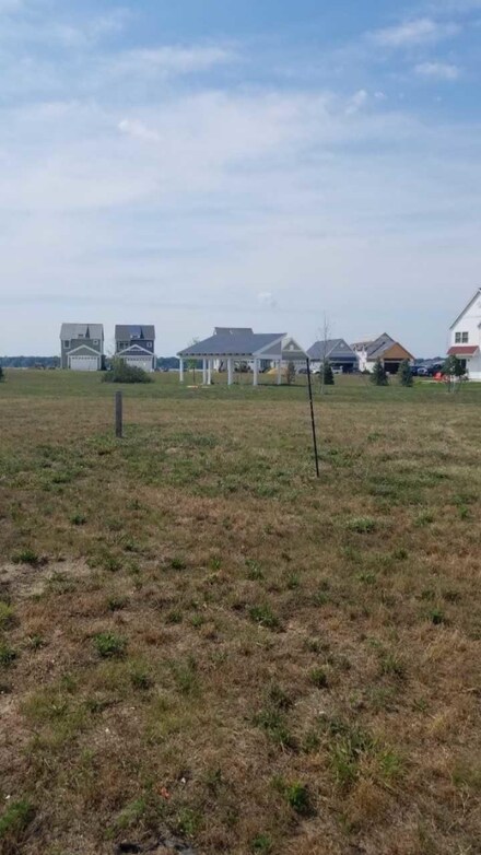 324 Terrace Point Cir Unit Site 60, Muskegon, MI 49440