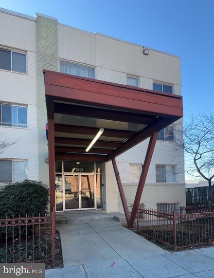 1501 27th St SE Unit 109, Washington, DC 20020