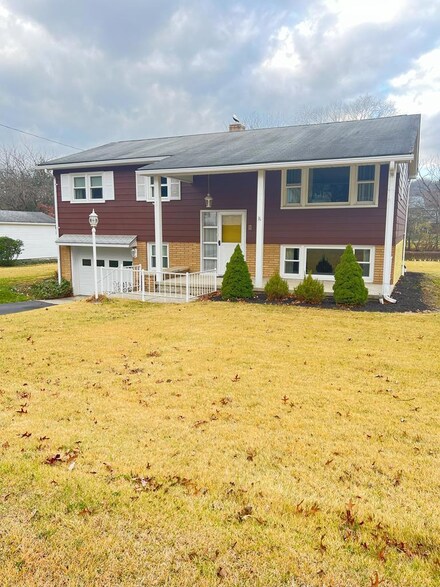 2304 Shadyside Ave, Huntingdon, PA 16652