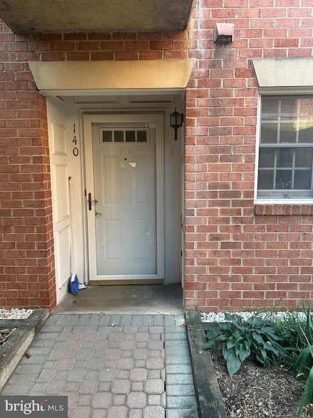 6924 Fairfax Dr Unit 140, Arlington, VA 22213