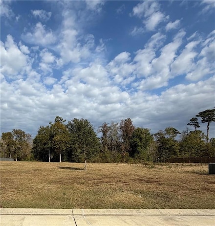 641 Dockside Dr, Slidell, LA 70461