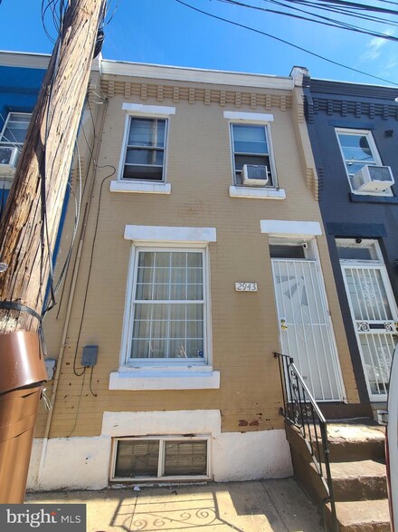 2943 Westmont St, Philadelphia, PA 19121