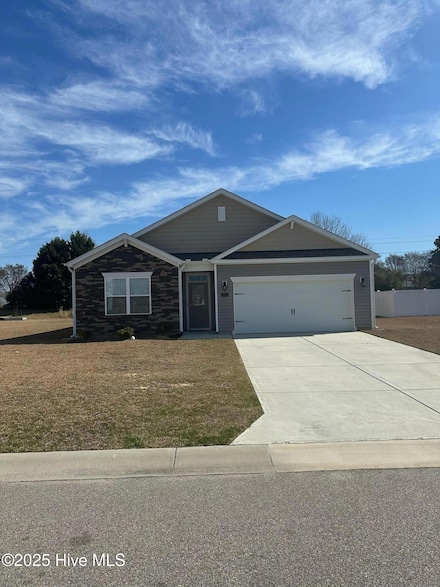 3621 Corinth Dr, Greenville, NC 27834