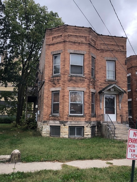 205 Union St, Joliet, IL 60433