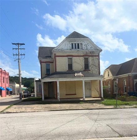 101 W Excelsior St, Excelsior Springs, MO 64024