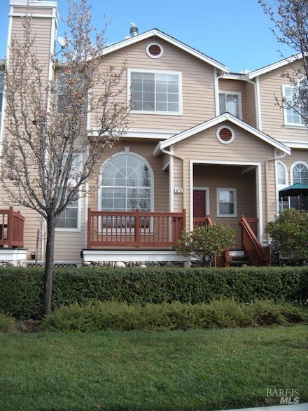 378 E E St, Benicia, CA 94510