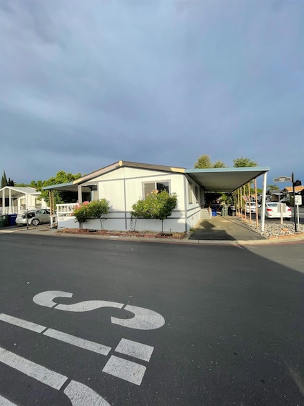 141 Dory Ln, Modesto, CA 95356