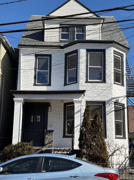 530 45th St, Union City, NJ 07087