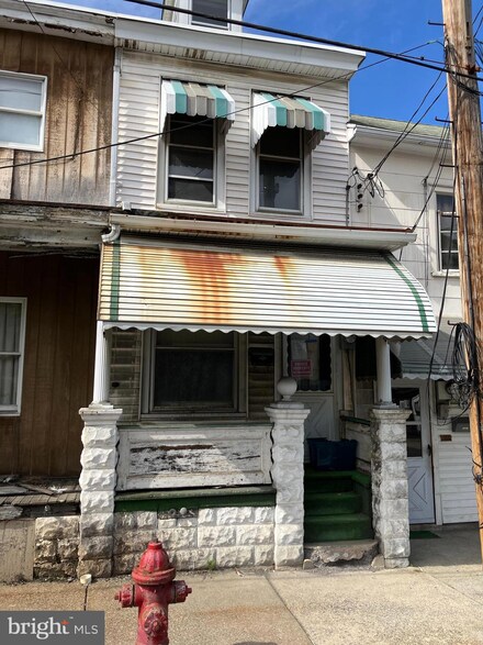 516 Sunbury St, Minersville, PA 17954