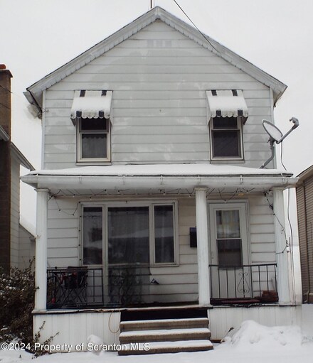 331 Dolph St, Jessup, PA 18434
