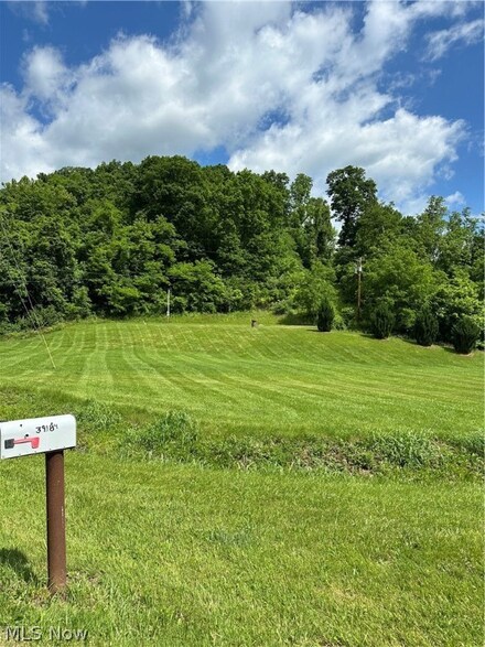 39184 Road Fork Rd, Lower Salem, OH 45745