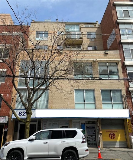 825 E 57th St, Brooklyn, NY 11234