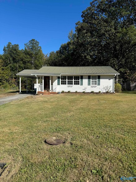 625 Jackson Trail SW, Attalla, AL 35954