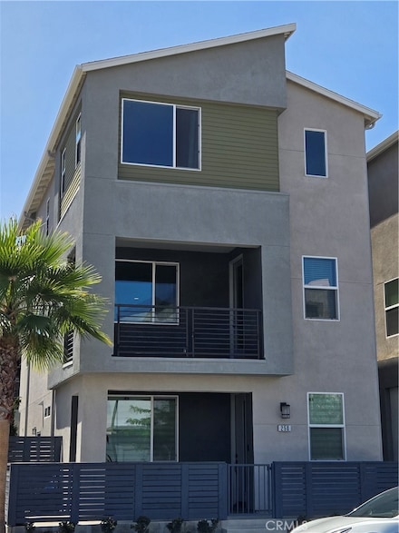 250 N Standard Ave, Santa Ana, CA 92701