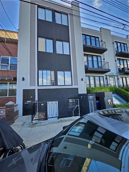 1068 62nd St, Brooklyn, NY 11219