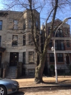 3218 N Seminary Ave Unit 2, Chicago, IL 60657