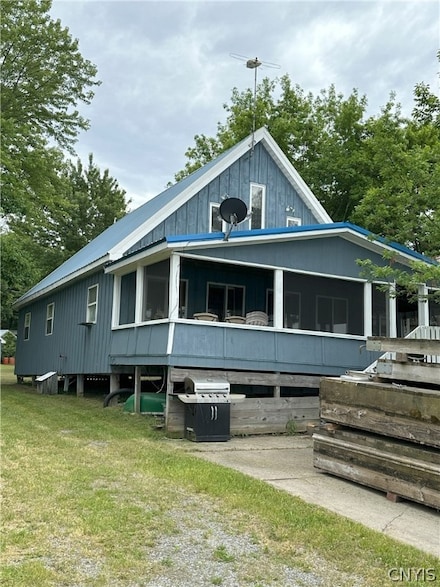 65 Downing Farm Rd, de Peyster, NY 13633