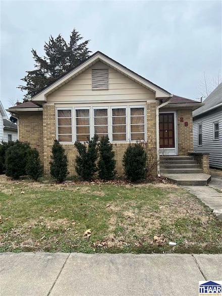 29 S 19th St, Terre Haute, IN 47807
