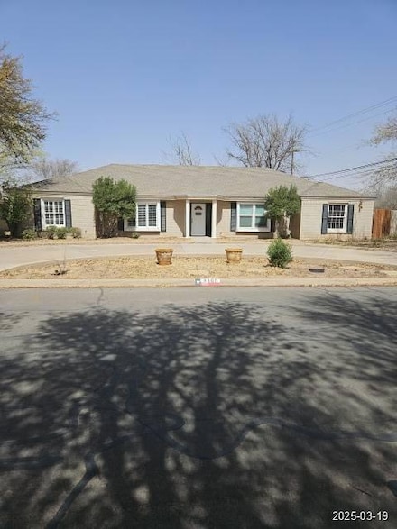 3300 Stanolind Ct, Midland, TX 79707