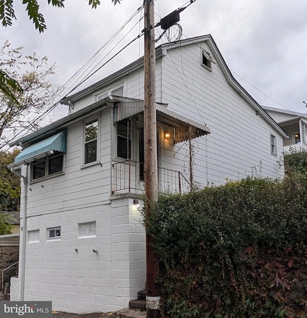 239 Sycamore St, Tamaqua, PA 18252