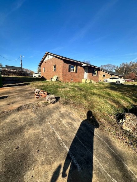 2143 Wilson Heights Ave, Charlotte, NC 28216