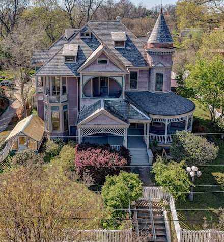 2300 Drummond St, Vicksburg, MS 39180