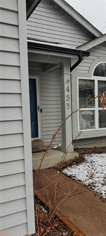 453 Seton Hall Ct, Valley Park, MO 63088