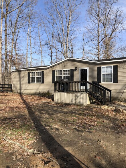 382 Wash Roberts Rd, McMinnville, TN 37110