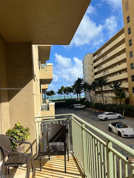 2080 S Ocean Dr Unit 103, Hallandale Beach, FL 33009