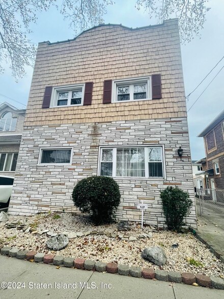 427 Cromwell Ave, Staten Island, NY 10305