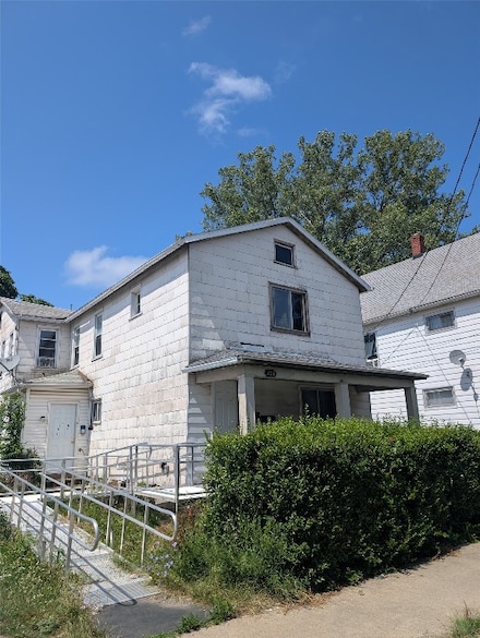 426 E 13th St Unit 2FL FR, Erie, PA 16503