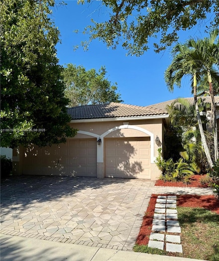 3700 Oak Ridge Ln, Weston, FL 33331