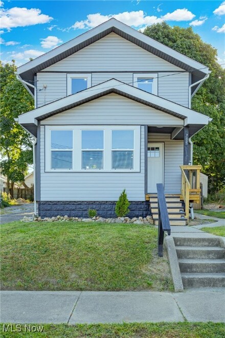 705 Darkow St, Akron, OH 44306