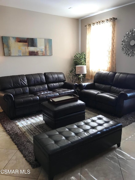 1521 Silver Shadow Dr, Newbury Park, CA 91320