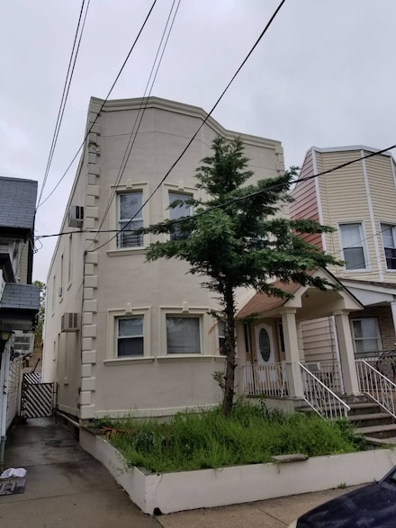 22-24 126th St, College Point, NY 11356