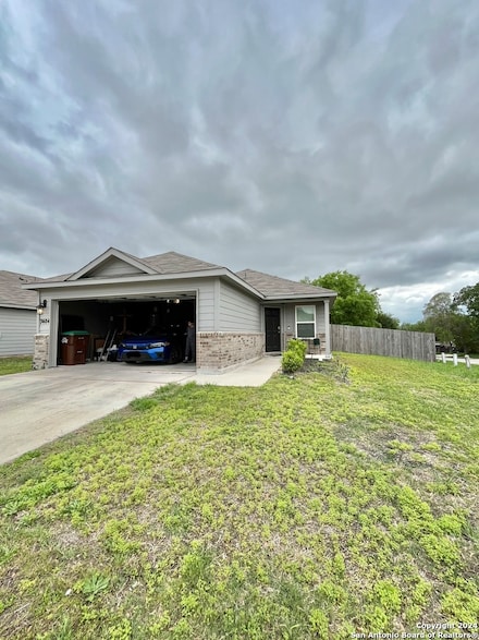 7404 Elm Trail Dr, San Antonio, TX 78244