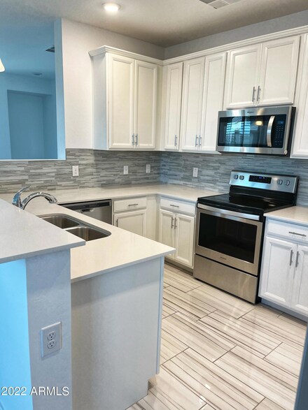 3900 E Baseline Rd Unit 169, Phoenix, AZ 85042